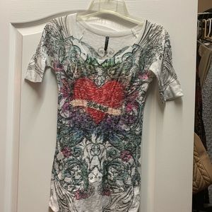 Decorative ladies t shirt sz small
